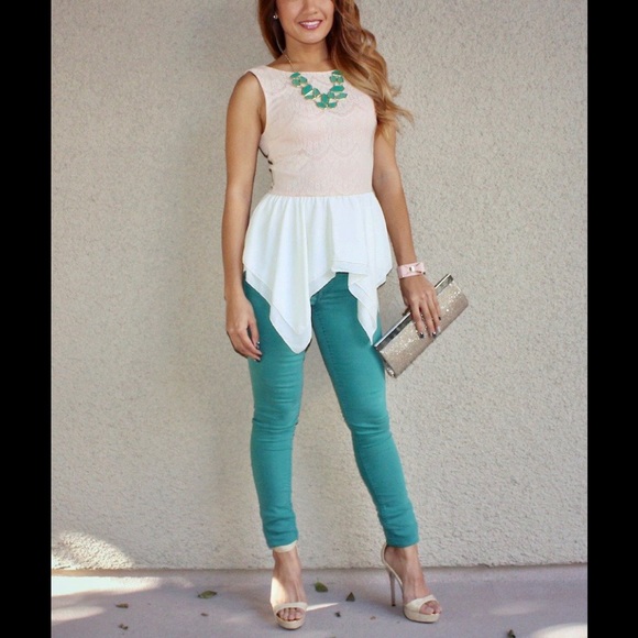 Pink and Ivory Bow Back Peplum Top - Picture 3 of 9